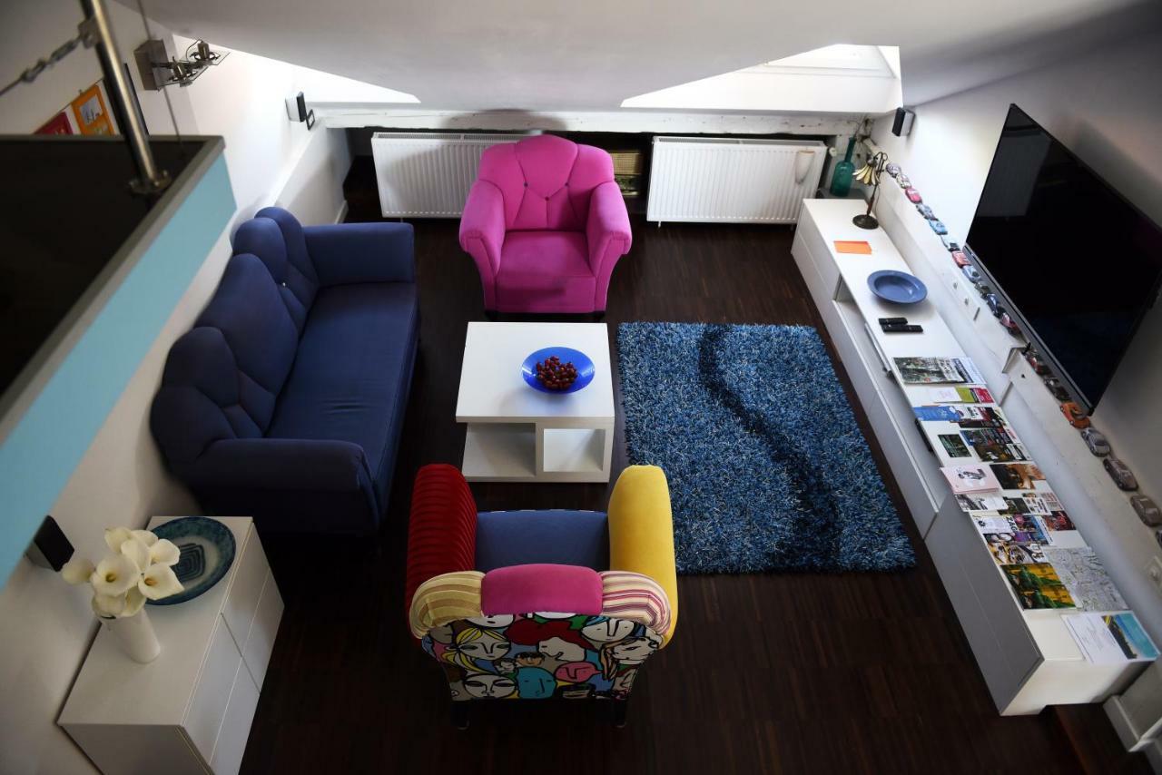 Rooftops Apartman *